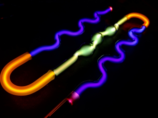 Made a giessler tube
Filled with neon and argon
