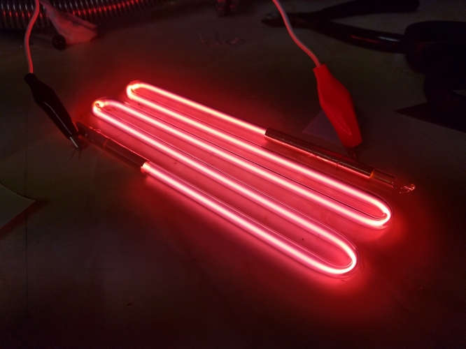 External electrode neon
