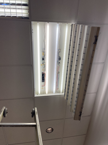 Hall light new ballast 
Used one of Pats 2X25W HE ballasts sadly seemed to under run the tubes 
