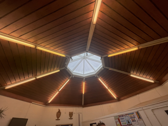 Hoping to have an order to fix these 
Got some new diffusers lamps and some PAR lamps (sadly LED) to get those high level spots working again. 
This school reception dates to 1974 as you can see all lights are original pop packs no replacements in over 50 years 
Love the PAR 38s wired pyro someone really must of struggled with that 
