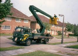 Street lighting days of old!
Bedford TK cherry picker, I remember CBC having one like this back in the late 70s!, found this on google images.
