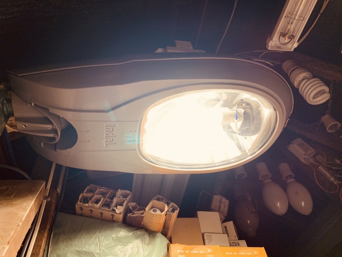 What street lighting should have been!
It was a real shame to see our Arc 80s here getting binned, if only LED filament tech was more ahead of its time back in 2017 when we had our mass LED change over, this set up works quite well in here, they just needed more powerful lamps?
