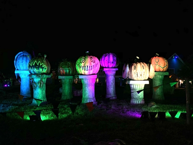 Alton Towers Scarefest lighting 
The coaster themed pumpkins at Scarefest lit up on the front lawn! L to R, Th13teen, Rita, Smiler, Galactica, Wicker Man and Oblivion 
