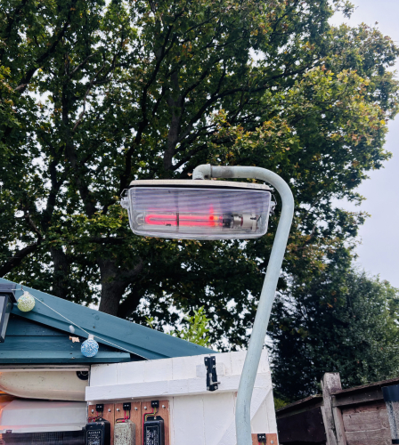 Dave’s meet October 25
Revo Lucidor B with replacement bowl looking good on Dave’s half swan neck!, I really do like the design of these, even though we never actually used these in our town, they’re a simple but smart design, with the whole lantern weighing about 4 lbs!
