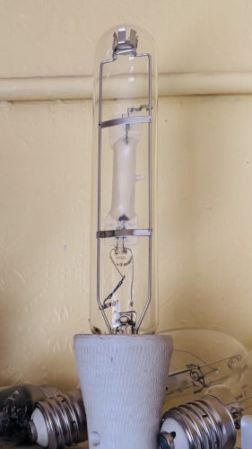 Thorn MB/U 250
I’m a little late posting this as I actually took these pictures last October!, but big thank you to Andy for this gem, going to have to put it on the new rig at some point and get it running the right way! 
