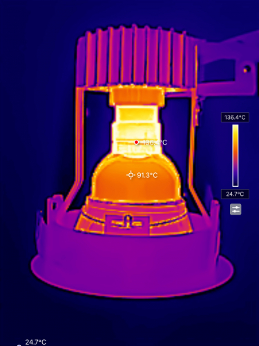 20w GE CMH MR16 Thermal Profile
As I was giving some 20w GE CMH lamps a run I thought it would be interesting to point the thermal imaging camera at at!
