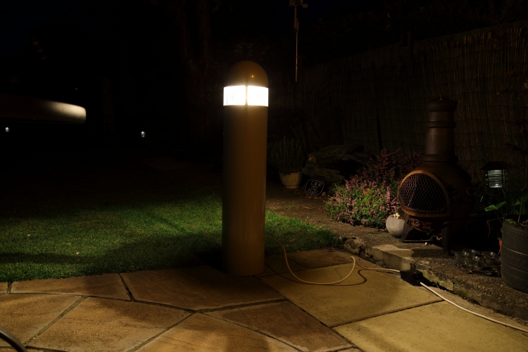 Ligman Columbus 2 35w SDW-T Conversion: Full power.
Showing the newly installed 35w SDW-T White SON lamp running at full power in this nice bollard.
Quite a drop in output at 1300lm vs over 7000-odd from the 70w SON lamp!
Much more sensible for a domestic garden. 
Colour is now a lovely very warm white with quite good CRI!

I might install this at the end of the garden near the pond on a timer which allows the lamp to come on normally at dusk via a photocell but then kills it at midnight. 

