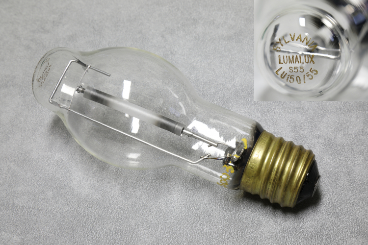 150w Sylvania Lumalux (55volt)
1 x 150w Sylvania Lumalux US high-pressure sodium lamp with 55v arc tube.
Was interesting to light this with the gear that I have.
