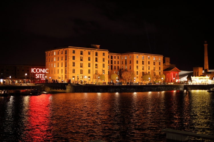 Albert Dock SON Floodlighting 1
You just can't beat SON for floodlighting up brick buildings :)
Each of the columns that run along the edge of the dock (which have half-globe lanterns hacked up with LED COBS) has a SON flood mounted to it aimed up at the building.
That big massive sign is proper neon but is only temporary.
