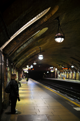 DW Windsor "Special"
I spotted these nice traditional lanterns at Baker Street tube station.

Sadly they have LED COB lamps in them and the light quality is pretty horrible!

Baker Street is one of the original stations of the Metropolitan Railway, the world's first underground railway that opened on the 10th of January 1863!
The brick arches in the roof used to be open to the sky to let in natural light but was built over a very long time ago.
