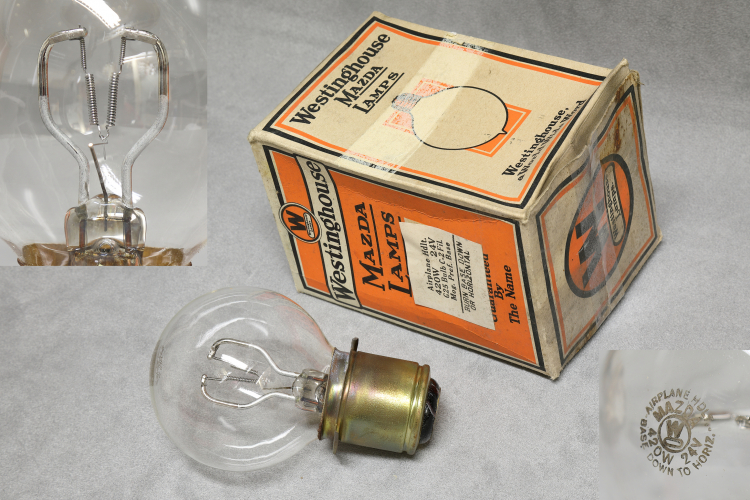 Westinghouse Mazda 420w 24v Aircraft Headlight
1 x quite old looking incandescent aeroplane landing light.

Anybody have any info on this? I think this may have been used on Douglas DC-3's.

