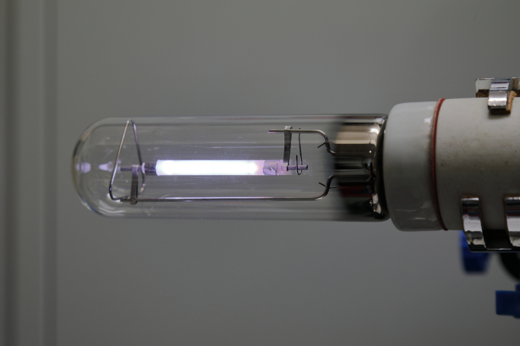 70w Thorn "not-sodium" SON-T 
I was given this NOS Thorn 70w SON-T lamp and it looks like it has never been used.
When I tested it however, it appears to be defective as when the lamp is started on normal 70w SON gear, the lamp current sits on about 1.15 amps and the lamp voltage does not want to rise above 17v.

I've tried it on 400w SON gear and while the lamp current is a lot higher, the lamp voltage still refused to rise.
I even tried it on my high-voltage 1000w metal halide gear and even then, the lamp voltage only rose to 19v and it was puling about 7 amps from the ballast!

It's worth noting that when it's being forced on the higher lamp current, the colour is very white.

It does seem that there is in fact, no sodium at all in this lamp!
