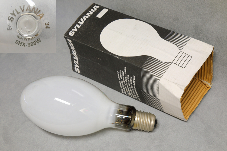 Sylvania 350w SHX Mercury Retrofit 
1 x 350w Sylvania elliptical coated high-pressure sodium lamp designed to replace 1 x 400w high-pressure mercury vapour lamp on the existing control gear.
These lamps offer increased lumen output and reduced energy consumption compared with a 400w mercury-fluorescent lamp.

Unlike a Philips example that I recently acquired, this lamp measures almost bang on the rated specifications.
