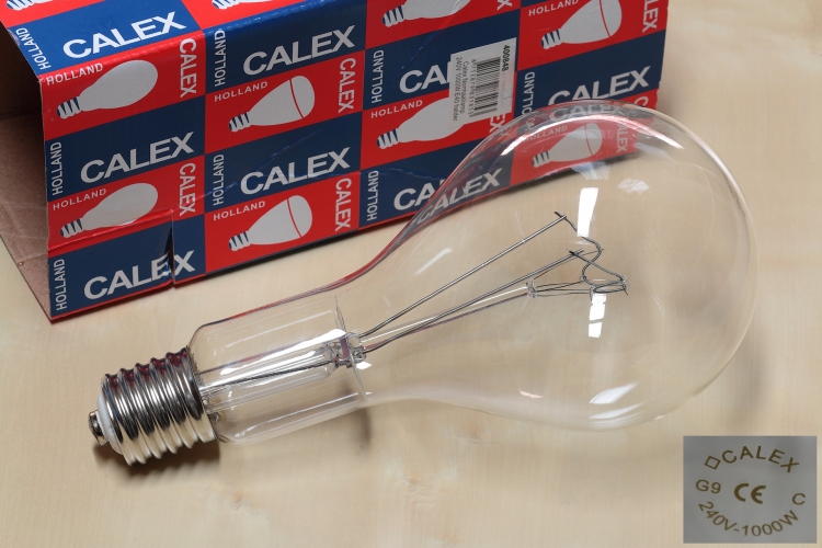 Calex  1000w GLS lamp
After seeing Photonicinduction blowing up a few of these lamps I thought I'd have to have a couple myself!
Seem quite well made and are reasonably inexpensive too.

2700k
14,000lm
1000h
