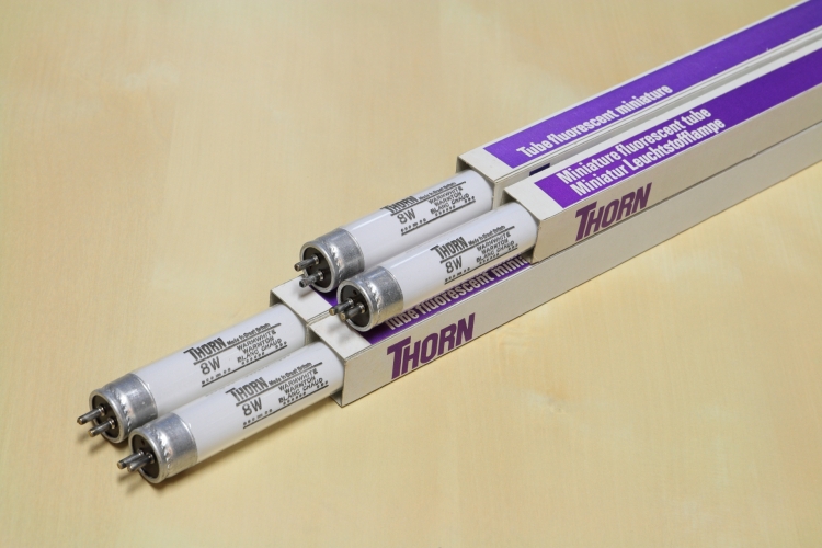 Thorn 8w Warm White
NOS Thorn 8w lamps.
