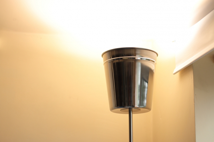 Ice bucket uplighter!
IKEA ice bucket being used as an uplighter with an Osram 70w HCI-E/P NDL lamp :)
