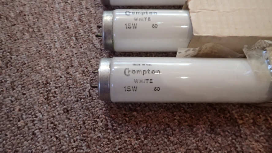 Crompton 15W T12 White
15W T12 rarity from Crompton
