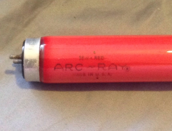 15 watt Arc-Ray red
here a rare American Gem. 15 watt Arc Ray tube from 1950s
let alone a Red one.  any thing in this size for  colored fluorescent 
lamps is rare in the U.S. 


