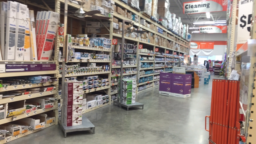 Have a feild day in Home depot
Here u have wide range of choice
At a home Diy retailer Home Depot
Here on this whole row it got 4 to 25w 
And 150 to 300 watt standard inc. to
Halogen lamps in 29 to 72 watts 
Leds of all sorts. Candles, golfballs
Torpedos, tubular lamps, hid lamps
Such as Mercury vapor, MH, Son lamps
And best of all fluorescent section
4 watts to 110 watts, such as 30 watts
T12, 40 watts U bend, Circlines, 
14 watts T12 up up to 110 watts
8 foots. One of there 8 foots is
Currently in my pop pack. 



