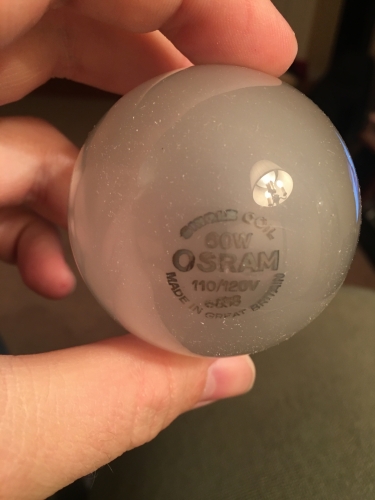 Very rare Osram-GEC 60w 110-120v bulbs can light in the USA
Got a case of 25 of these from an UK seller. Yep, they work at full brillance here.
Keywords: GLS, incandescent, GEC, Osram