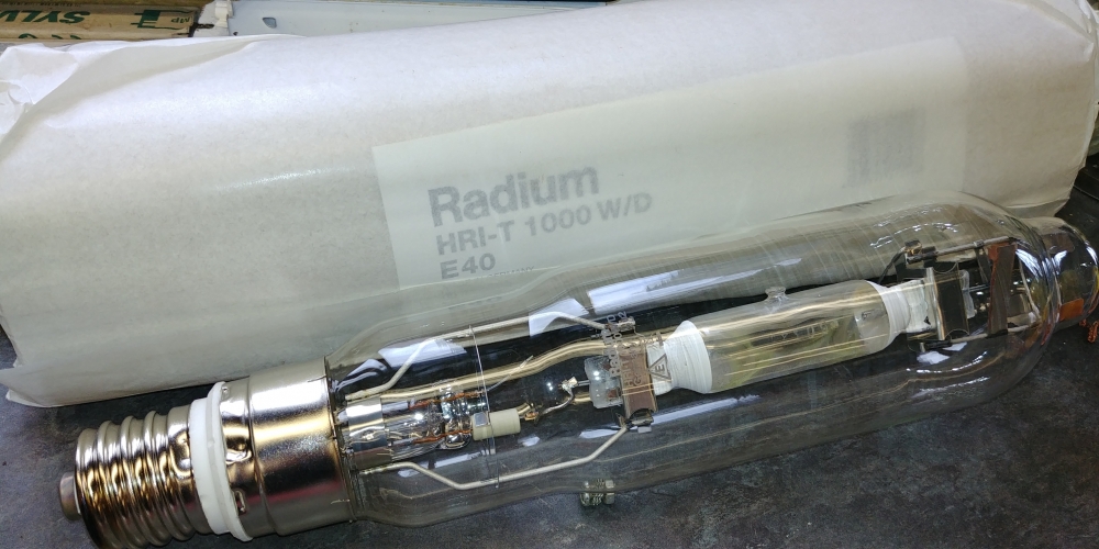 Radium HRI-T 1000W/D Metal Halide Lamp

Brand new in sleeves. There will be 3x available at the meet if anyone's interested, to be added to the list soon
