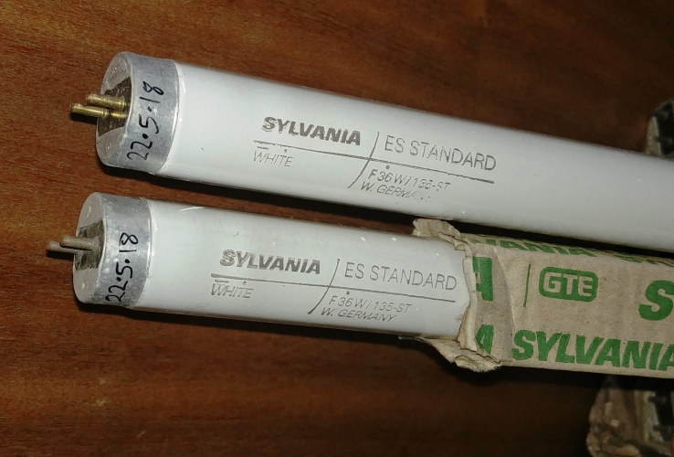 Sylvania ES Standard F36w/135-ST, W.Germany

I had not seen this lifeline style etch on a non-lifeline tube before until I got these. These are used, not sure if the Sylvania GTE sleeves they are in are original?
