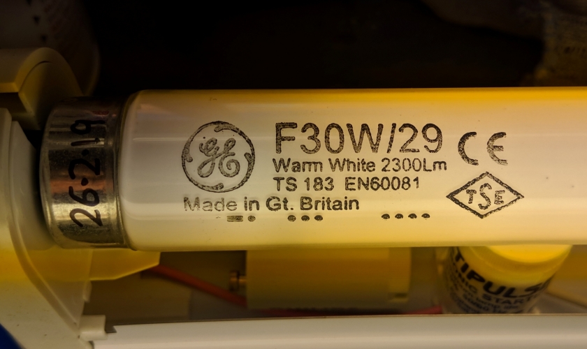 GB GE F30w/29

BNOS, came with the Thorn Arrowslim that it's fitted in here. Manufactured April 2003.
