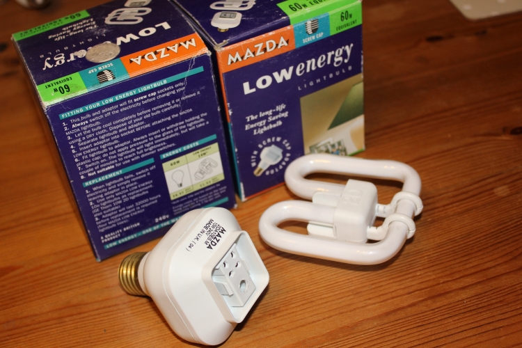Mazda Low Energy 10w 2D Lamp & Magnetic Adaptor
Found four of these today in a local(ish) DIY store, must of been on the shelves for near 20 years! Had a very old sticker on saying Â£10.99, which I got down to a more reasonable amount after some negotiation. There was a few other interesting lamps in there too but nothing else I could be arsed haggling over - a 2ft 20w Sylvania tube for Â£17.99? Nope. A 1000w metal halide lamp with no price on? Uhh? An obviously damaged Osram 80w MBFU with most of the inner coating scrathed off? OK I'm leaving now...!

Anyway here is a pair of new in box Mazda Low Energy 10w 4-pin 2D lamps with ES27 magnetic ballast adaptors. I've seen a few of these and always wanted one, and now have two!
Keywords: Mazda;low energy;10w;2D