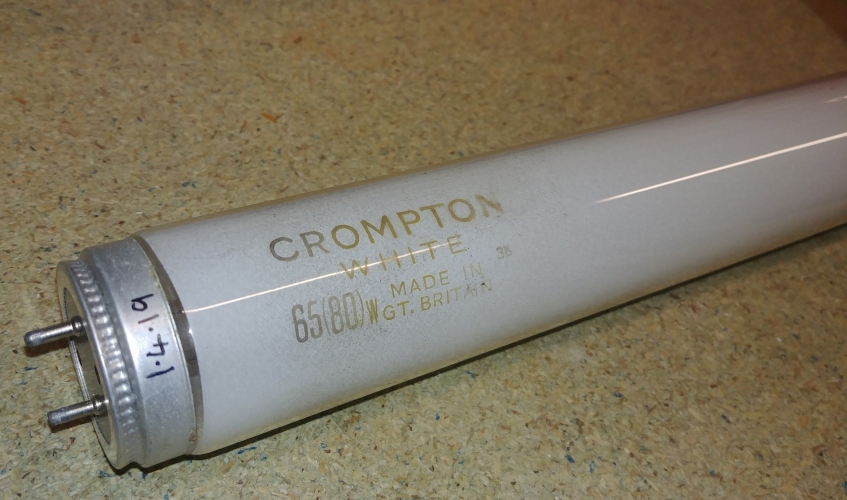 Crompton 65/80w White [02/1973]
