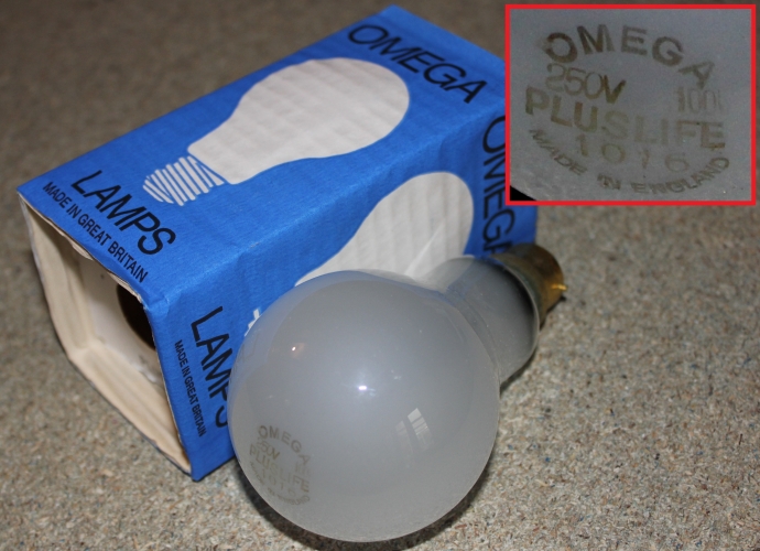 Omega Pluslife 100w Incandescent Lamp (for sale!)
As much as I admire incandescent, it isn't usually my 'thing', but I couldn't turn the offer of these down whilst collecting some fluorescent tubes recently.

Omega Pluslife 100w incandescent lamps, rated at 2500 hours life. Got half a box full! I will keep some for the collection but probably eBay the rest. If anyone might be interested please let me know...
Keywords: Omega;pluslife;100w;incandescent