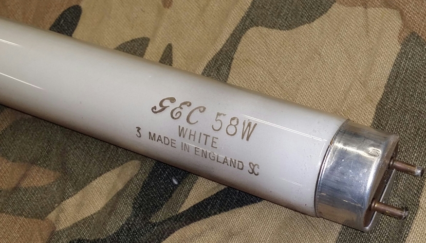 GEC 58w White
Saved this todayâ€‹, a GEC 58w T8 white (3500k). Date code SC = March 1985 if correct from the Osram GEC date code sheet.
