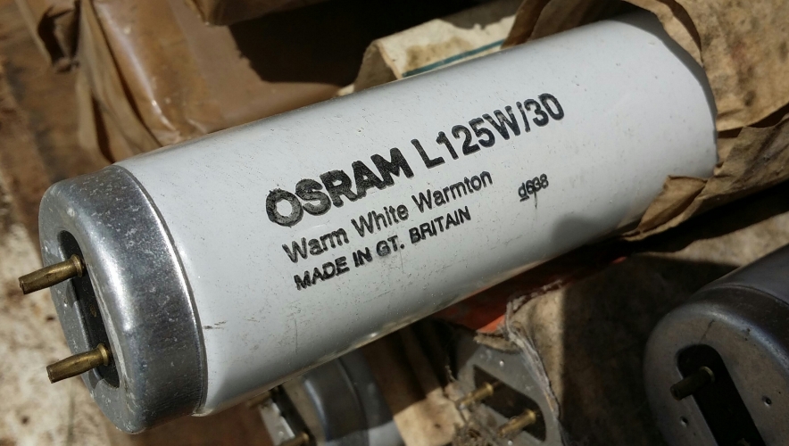 GB Osram 125w/30 warm white
