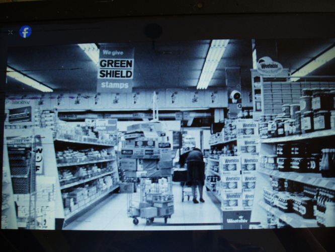 4 Tube atlantics local Tesco in 1960s/70s
4 Tube Atlantics fitted with 8ft 85w Deluxe Natural tubes
