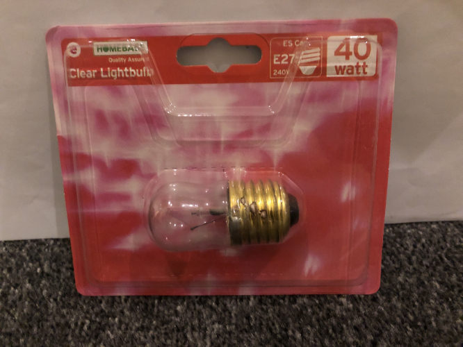 Homebase Appliance Lamp
Not suitable for oven / microwave, same size as a pygmy lamp, 240 volts, 400lm.

