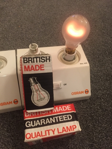 British Made Pearl
250/260 volts, 2000 hour life.
