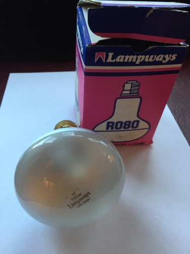 Lampways R080
ES-E27, Made in U.K. 240/250 Volts, Code = 69.
