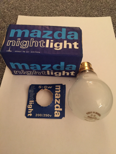 Mazda Night Light (Box)
Single Coil, Made In GT. Britain, BC-B22, Pearl
