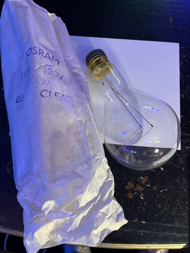 Osram 300 Watt GES
110/120 Volt
