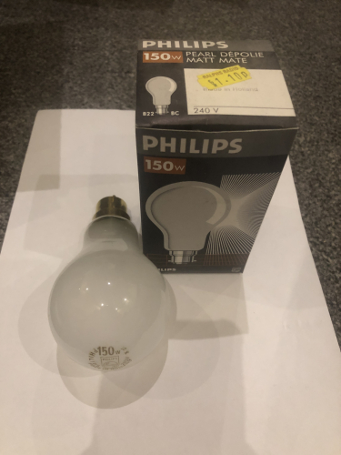 Philips 150 Watt GLS
Pearl, BC-B22, Holland, Code = 2G
