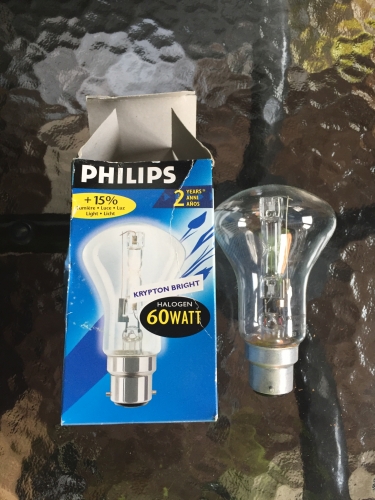 Philips Clear Halogen Mushroom
BC-B22, 240 Volts, Made in France, 2000 Hours, 840 Lumens.
