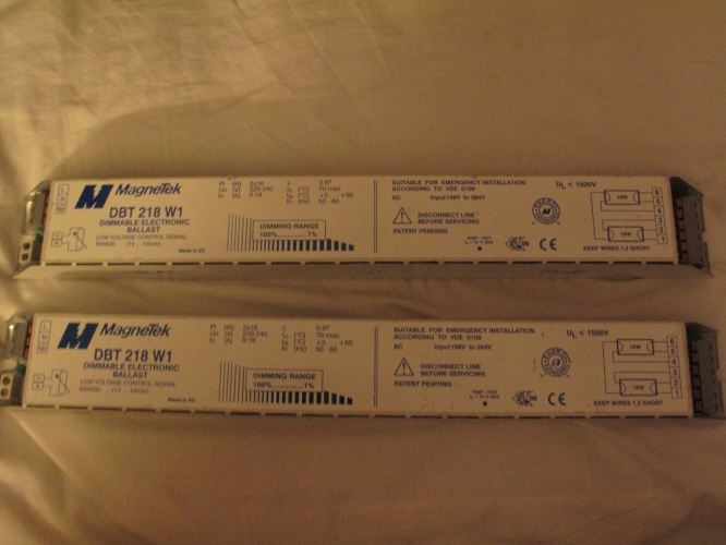 18wx2 linear fluorescent dimmable ballasts
Picked a few of these up today.
Never used dimmable ballasts, know little about them but I can't imagine they're too good for tube life.
Don't think i've seen a dimmed fluorescent im my life!
Can't wait to see what they look like.
Keywords: ballast; t8; fluorescent; dimmable