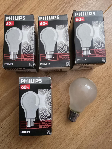 Philips 60w incandescent bulbs 
Got these 4x Philips 60w incandescent bulbs from Saturday car boot sale 

They are 90s made ones, possibly around the same age as me!
