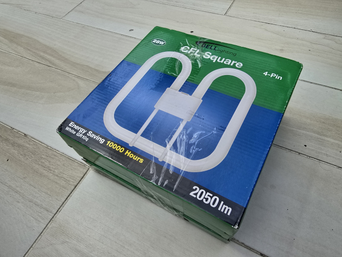 BELL 28W 2D fluorescent tube/lamps 
Got these 3x Bell 28W 2D fluorescent tubes/lamps from the car boot sale on Saturday 

All are 3500K white triphosphor 
