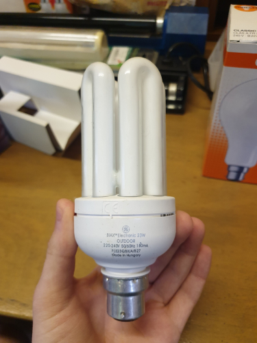 GE Biax Outdoor rated 20W CFL 
Here it is out of the box 
