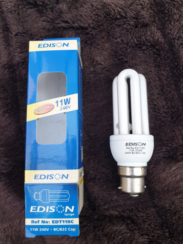 Edison 11W CFL
This one glows almost like 3000K despite it being colour 827
