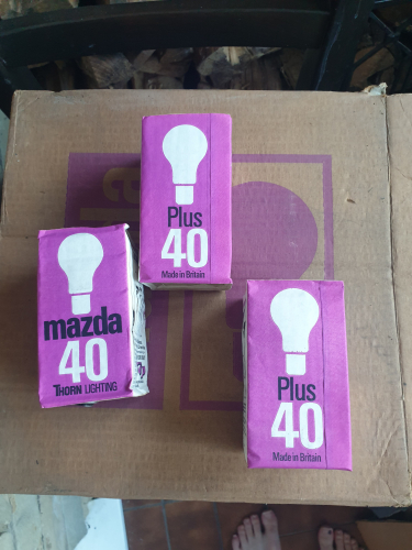 Mazda Plus 40 GLS incandescent bulbs packaging 
Beautiful purple colour 
