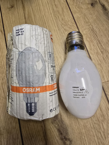 OSRAM Vialox 100W SON-E 
So I happened to be in Newbury for a Ramblers session. On my way back to the car, I stumbled across a large charity shop that was basically a thrift store standard and to my surprise there was a lot of lightbulbs there 

I got this OSRAM Vialox SON-E 100W bulb that is external ignitor type 
