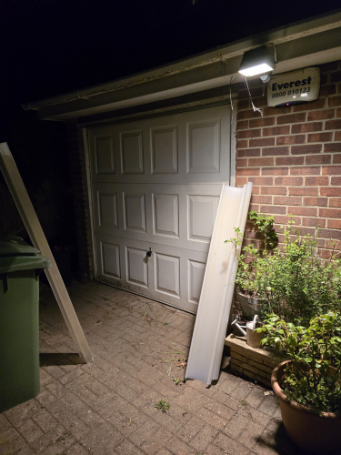 400W halogen PIR floodlight in action
Been in use since 2014 at the front of my parents house at the time when they were easily found and still available to buy 

Now you can't get them new and my parents house is the only one in the area as all others including next doors have gone LED 

