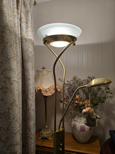 Halogen uplighter working again 
This is what my mum always wants to use when she is on the piano 
