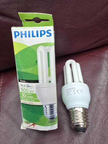 Philips Genie 11W 
From car boot sale 

This is the newer version of the Genie series 
